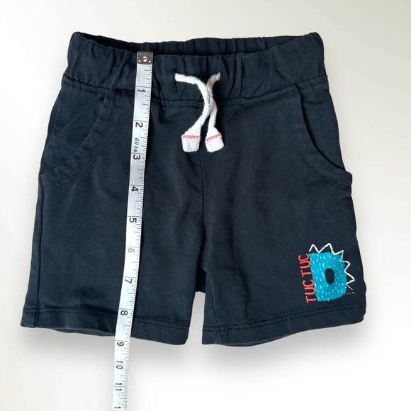 Tuc Tuc short sleeve T-shirt and short with fruit and dino print outfit size 2T - Picture 10 of 11